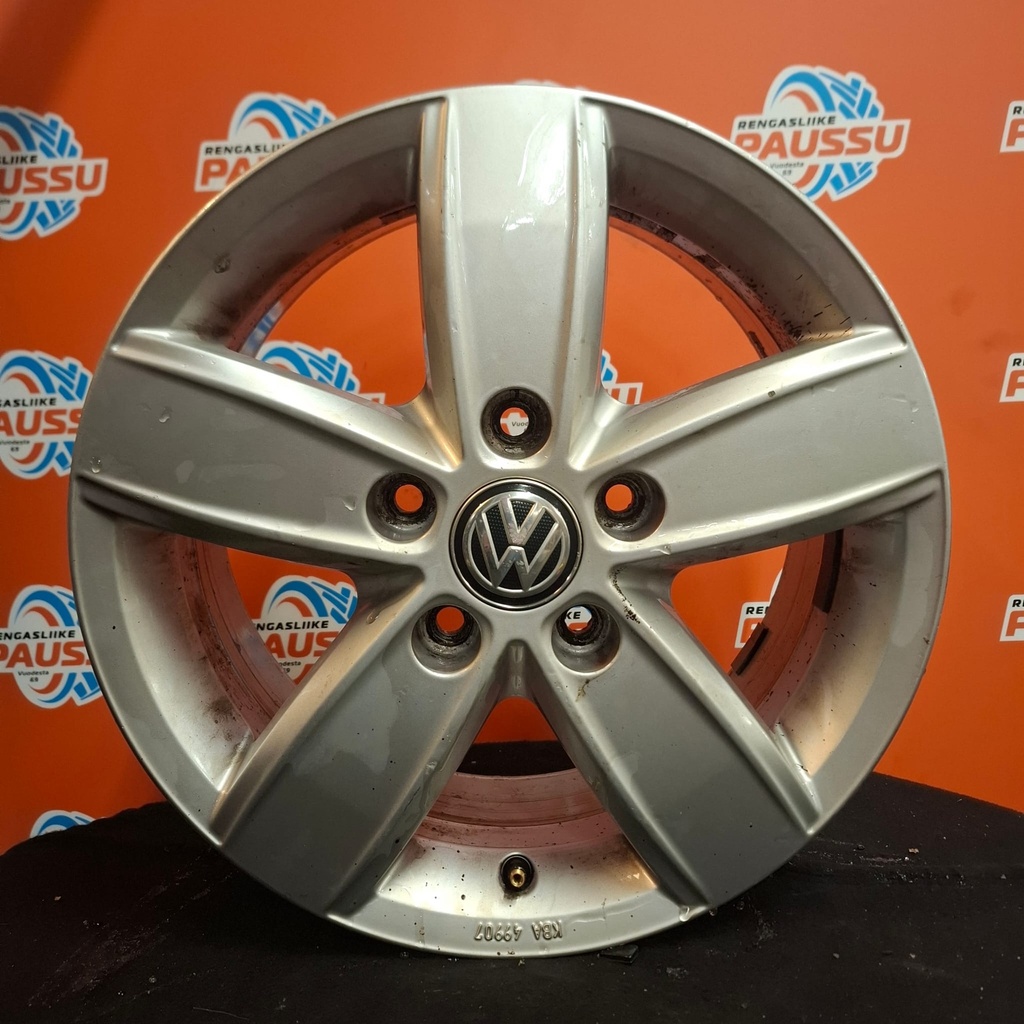 Käytetty VW TRASPORTER vannesarja 5x120 ET 51 KR 65.1 6.5x16"