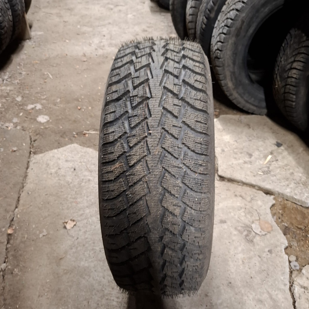 215/55R16 97Q Nokian Hakkapeliitta Q Käytetty kitkarengas 9mm DOT-03