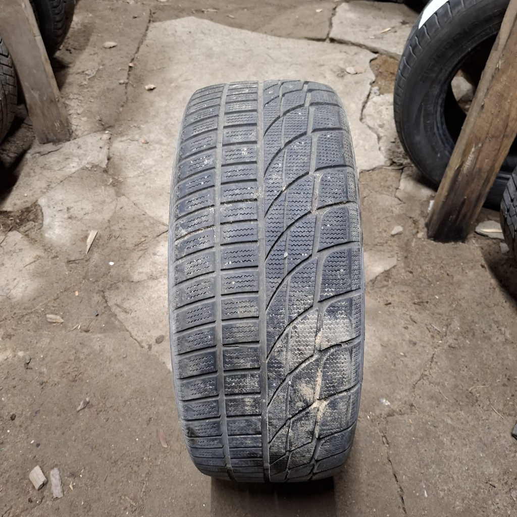 215/55R16 97H Goodride SW601 Käytetty kitkarengas 5mm DOT-11