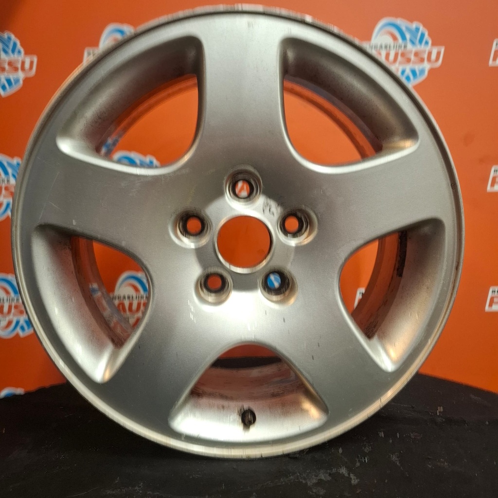 Käytetty AUDI vannesarja 5x112 ET 45 KR 57,1 7x16"