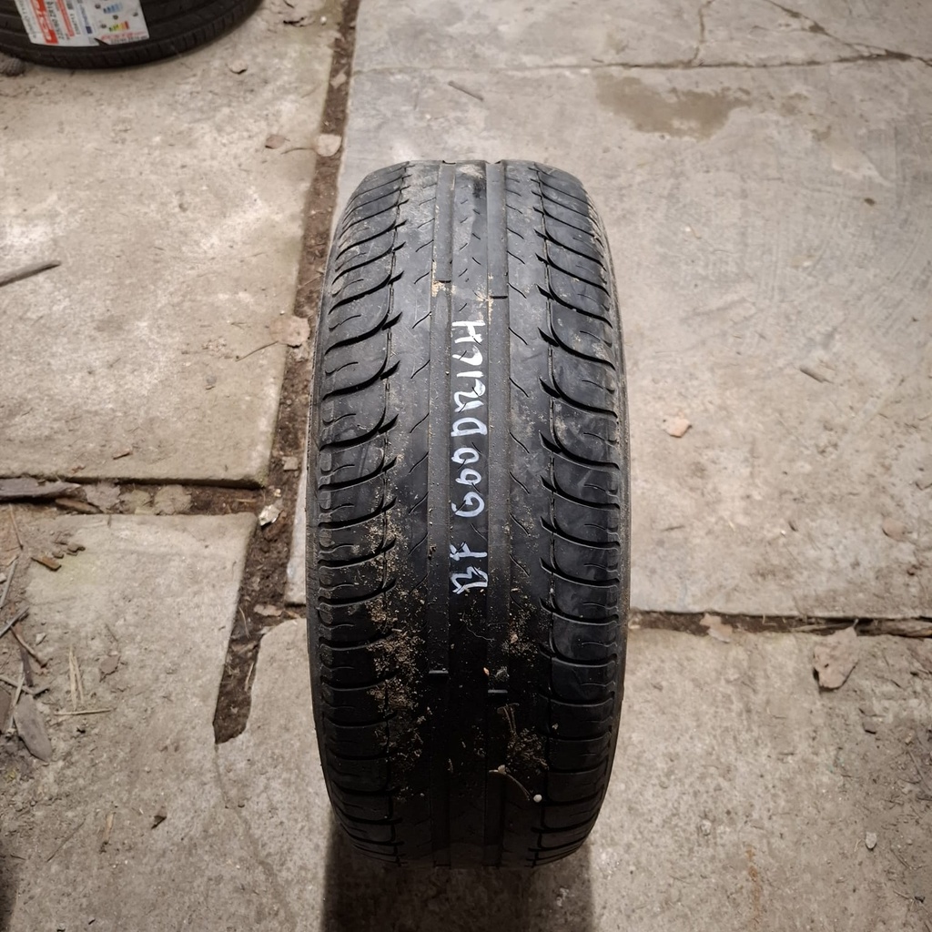215/60R16 95H Bfgoodrich G-Grip Käytetty kesärengas 3,5mm DOT-17
