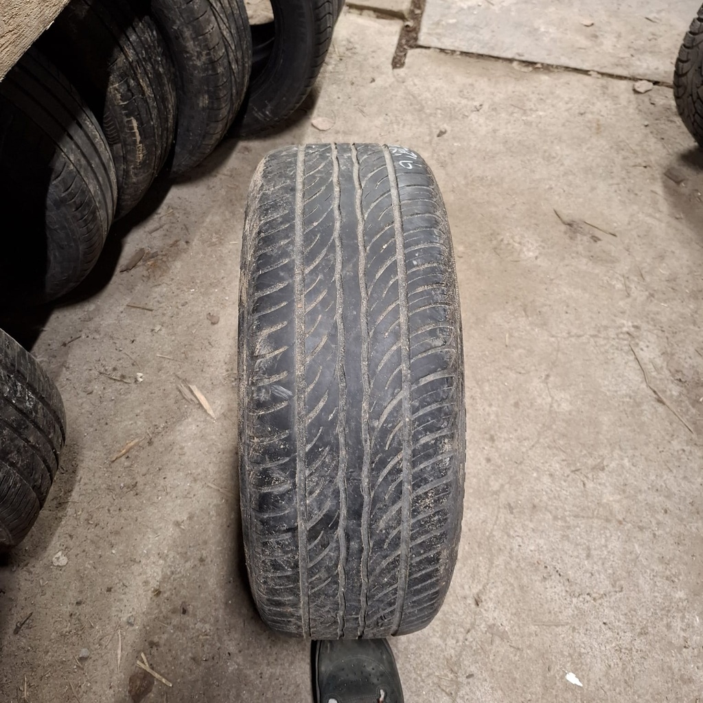 215/60R16 95V Sailun Atrezzo SH402 Käytetty kesärengas 4mm DOT-10