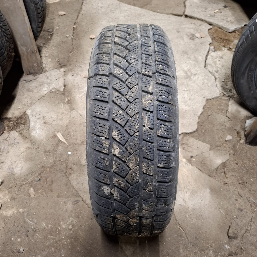 215/55R16 93T Pinnoitettu Käytetty kitkarengas 9mm DOT-15