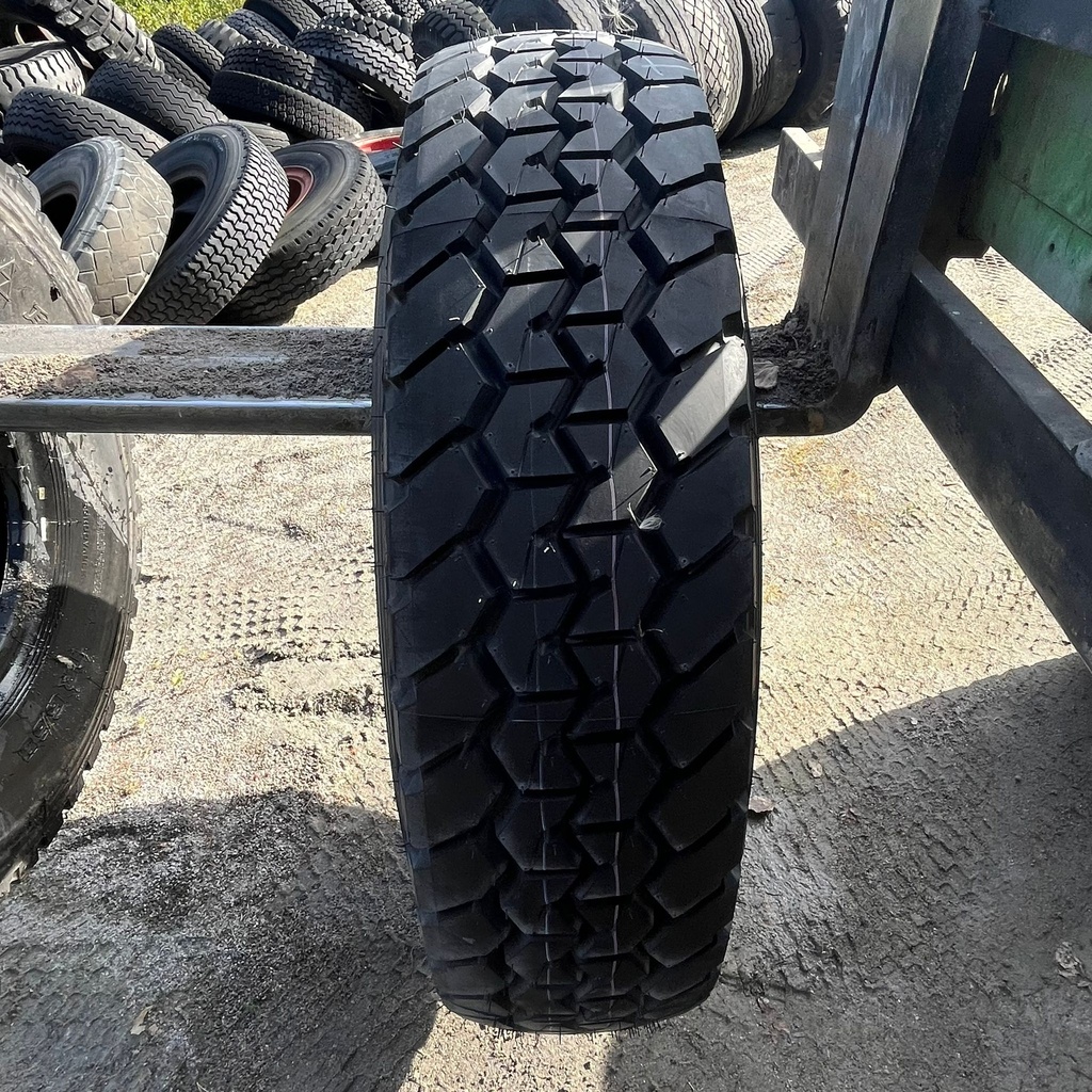 12.00R20 154/149K Kormoran Stomil-Olsztyn Ajamaton KA-rengas DOT-05