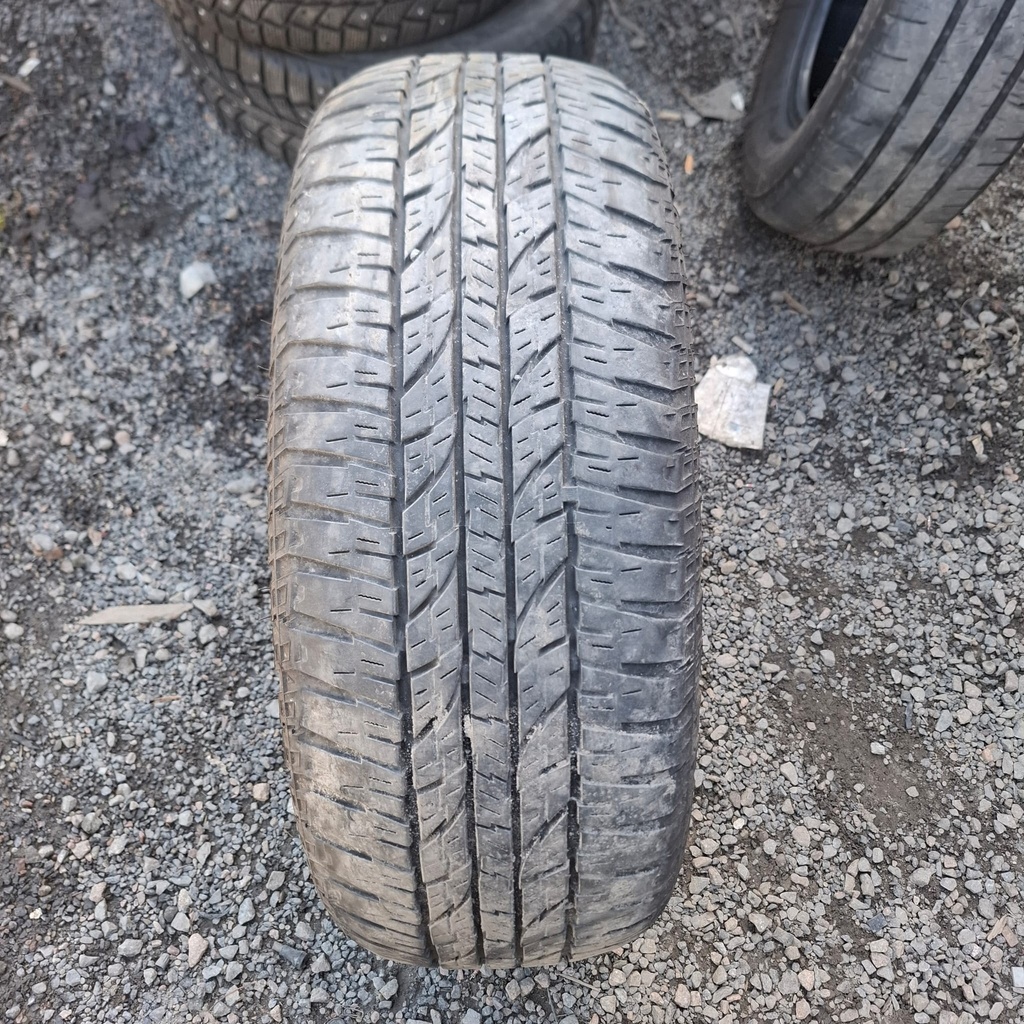 225/60R17 99H Yokohama Geolandar A/T G015 Käytetty kesärengas 5,5mm DOT-22