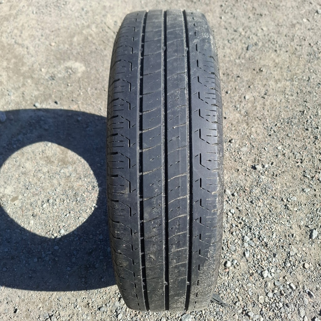 225/75R16C 121/120S Superia Ecoblue Van2 Käytetty kesärengas 4mm DOT-24