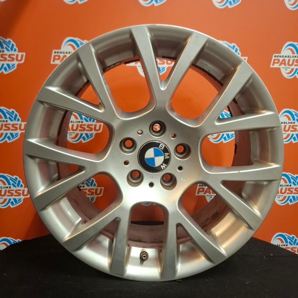 Käytetty BMW Style 238 vannesarja 5x120 ET30 KR72,6 8x18"