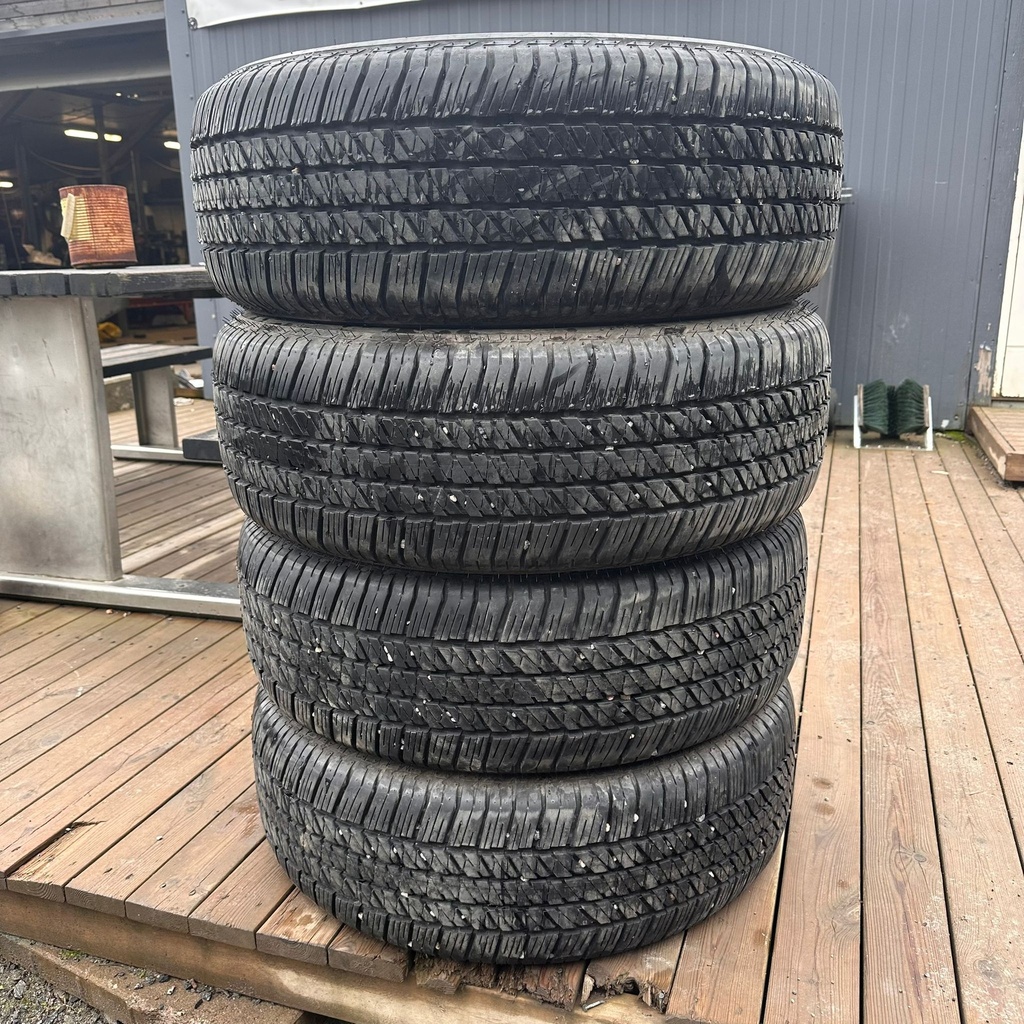 265/60R18 110H Bridgestone Dueler H/T Käytetty kesärengas 7,5mm DOT-23