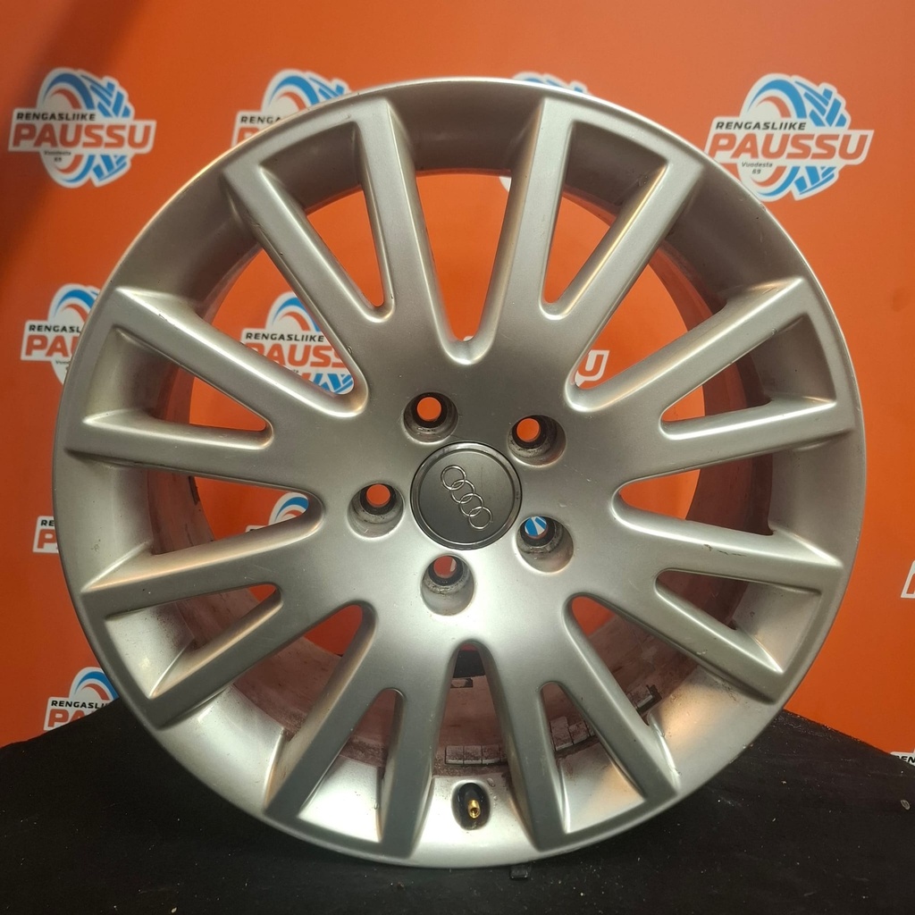 Käytetty AUDI vannesarja 5x112 ET45 KR57,1 7,5x17"