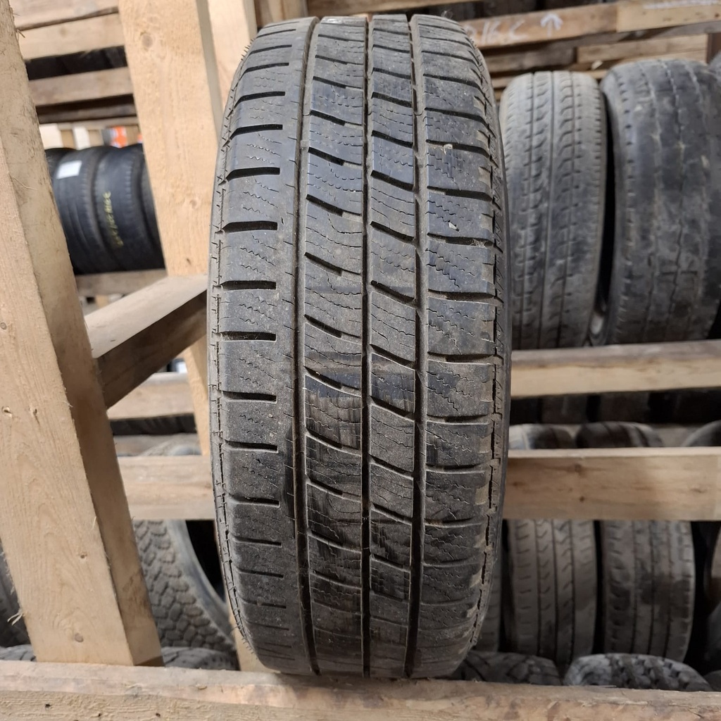 205/65R15C 102/100T Goodyear Gargo Vector Käytetty kitkarengas 5,5mm DOT-08