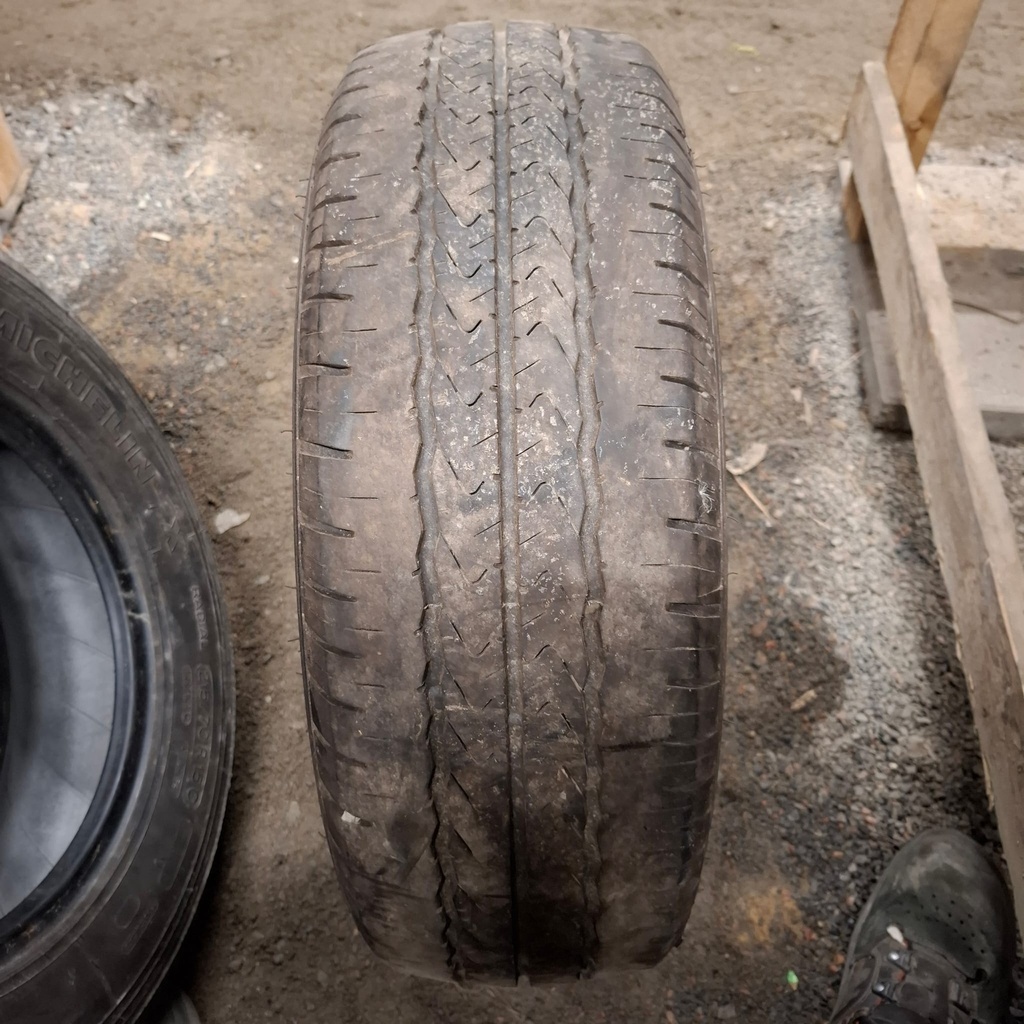 215/70R15LT 109/107R Linglong Green-Max Van Käytetty kesärengas 7mm DOT-20