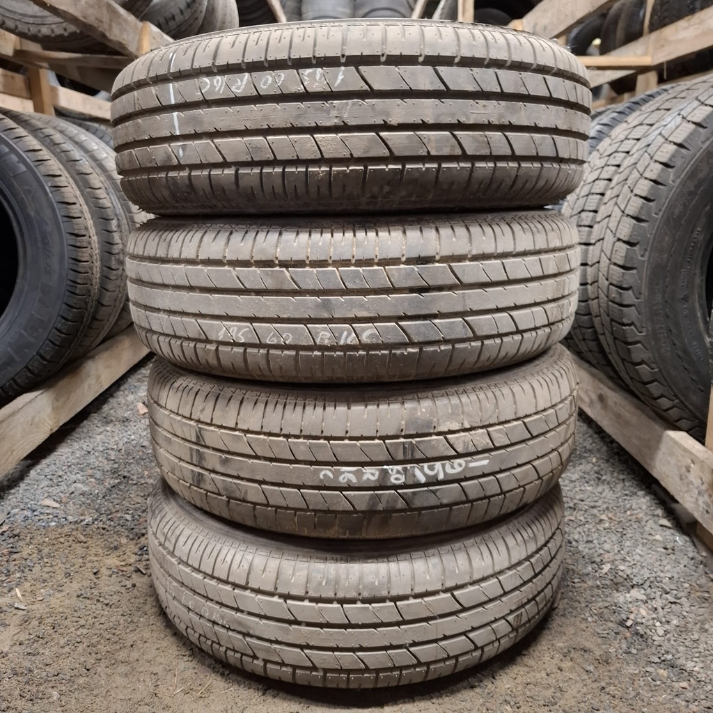 195/60R16C 99/97H Bridgestone ER30C Käytetty kesärengas 6-7,5mm DOT-01 ja -03