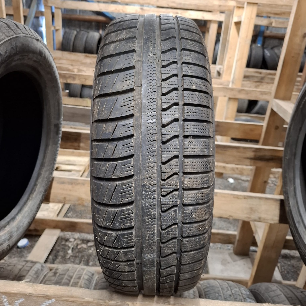 195/60R16C 99/97H Vredestein Quadtrac 3 Käytetty kitkarengas 8mm DOT-10