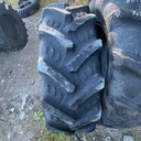 320/85R24 (12.4R24) 122A8 BKT AgriMax RT885 Käytetty rengas 20mm DOT-13