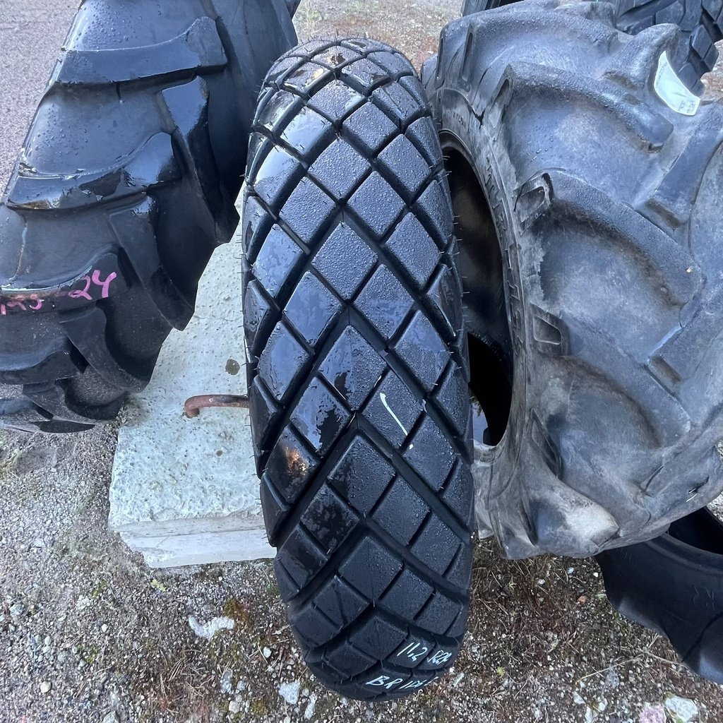11.2-24 4pr Ajamaton rengas Bridgestone Farm Service Dia DOT-11