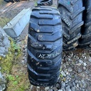 340/85R24 (13.6R24) 121A8 Taurus Pinnoitettu Käytetty rengas 11mm