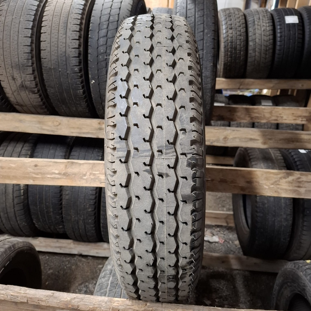 195/80R16C 107/105N Kleber CT Käytetty kesärengas Ajamaton DOT-93