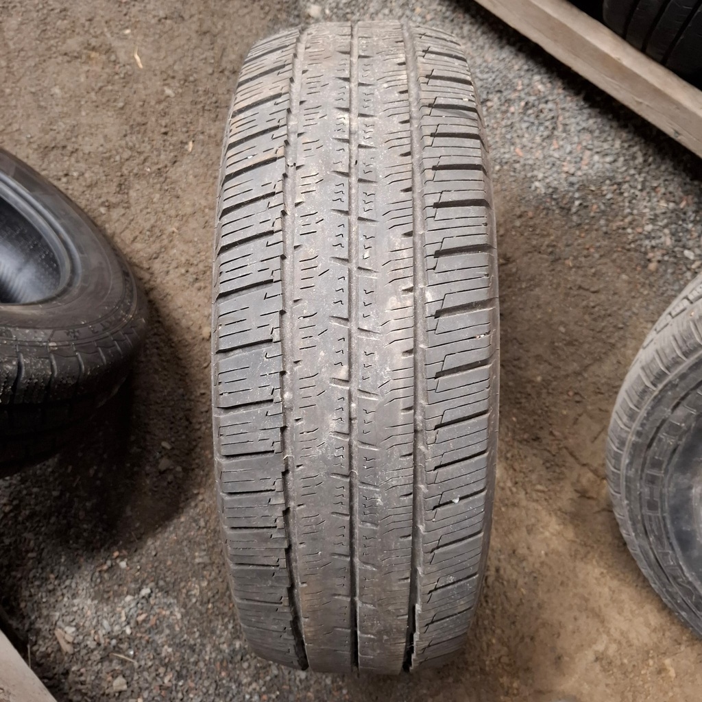 205/65R16C 107/105T Continental VanContact 4Season Käytetty kitkarengas 5,5mm DOT-22