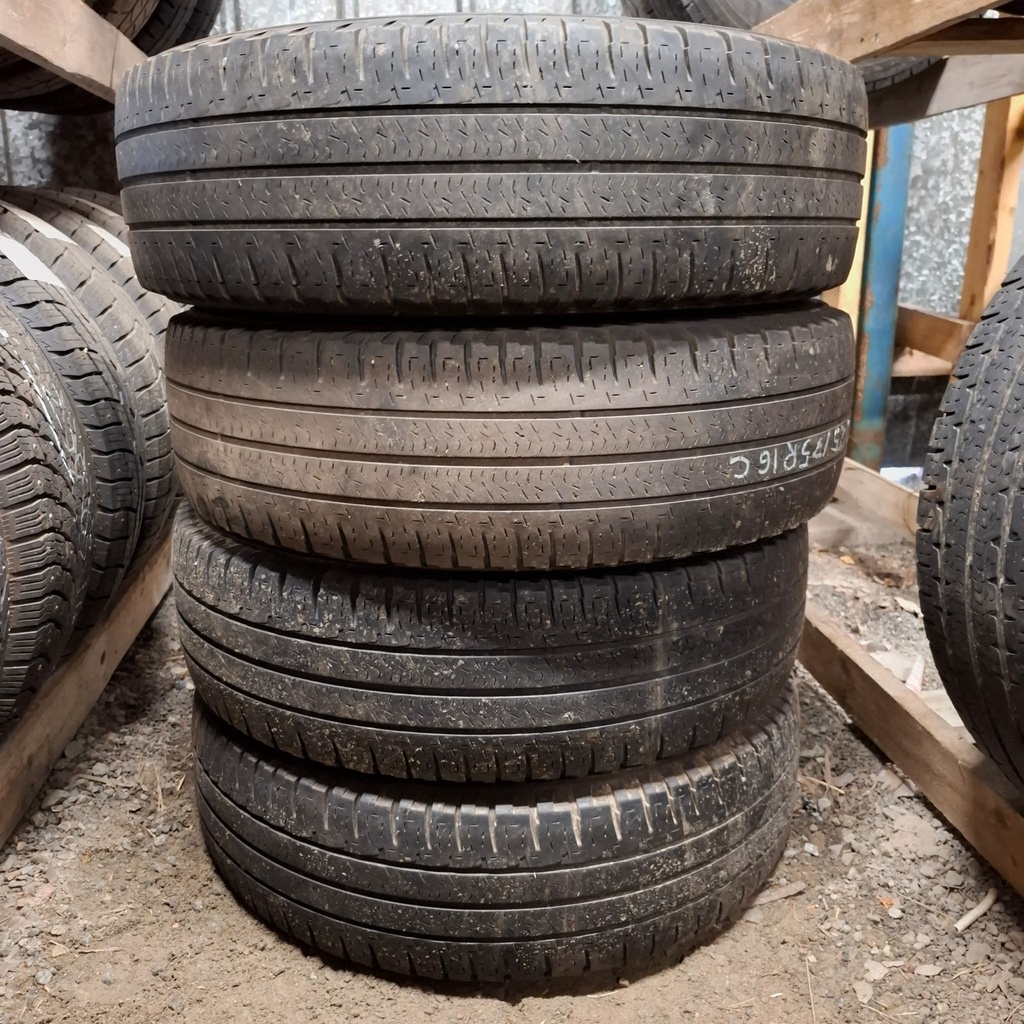 225/75R16C 116Q Michelin Agilis Camping Käytetty kesärengas 3-4mm DOT-18 ja -21