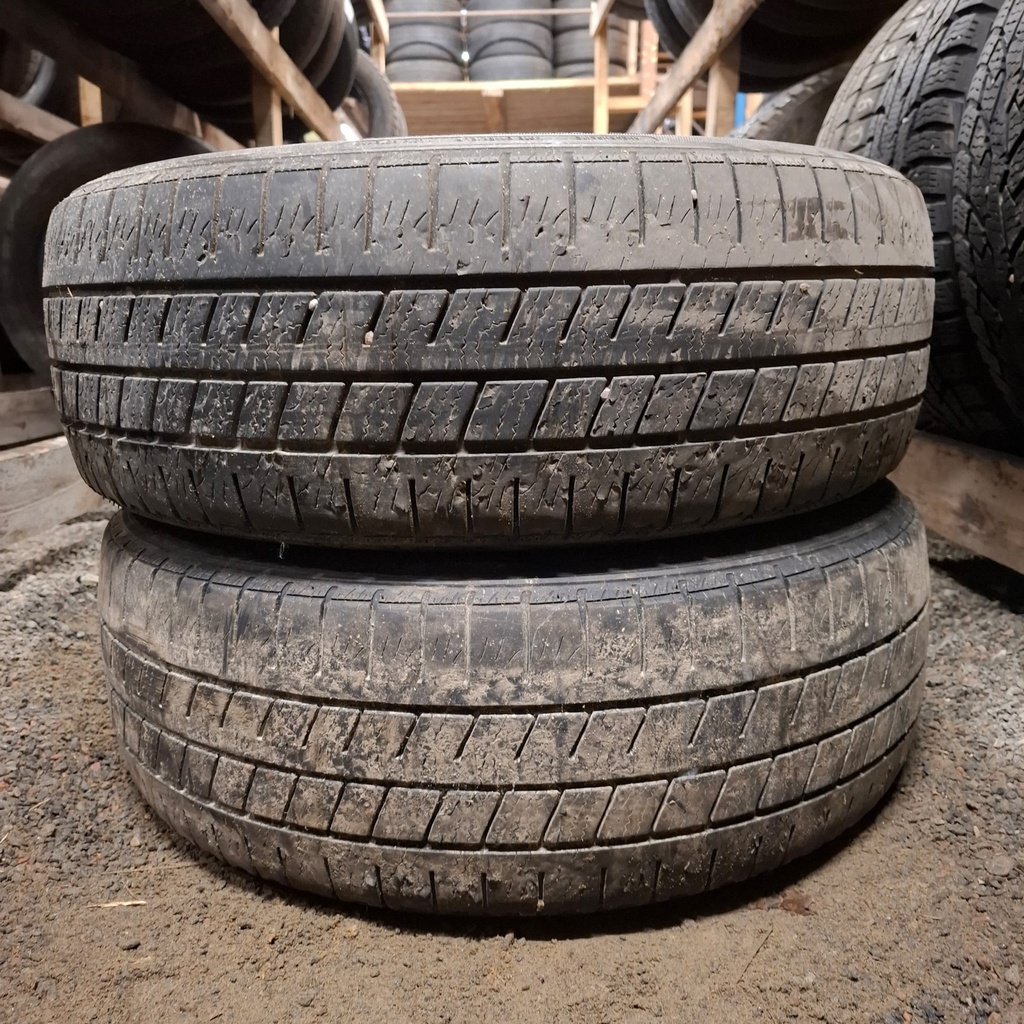 215/60R17C 109/107T Goodyear Cargo Vector Käytetty kitkarengas 4mm DOT-13 ja -14