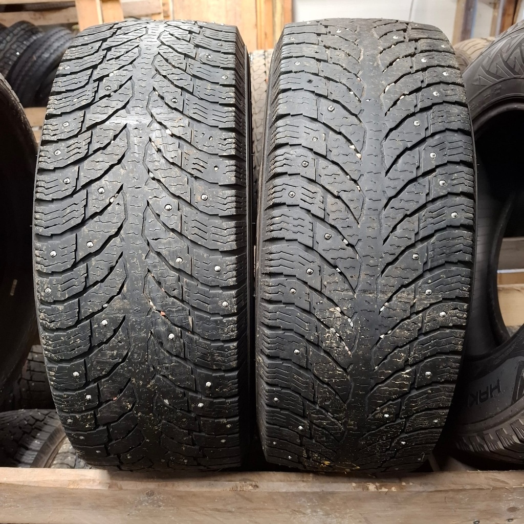 235/65R16C 121/119R Nokian Hakkapeliitta C4 Käytetty nastarengas 6mm DOT-22