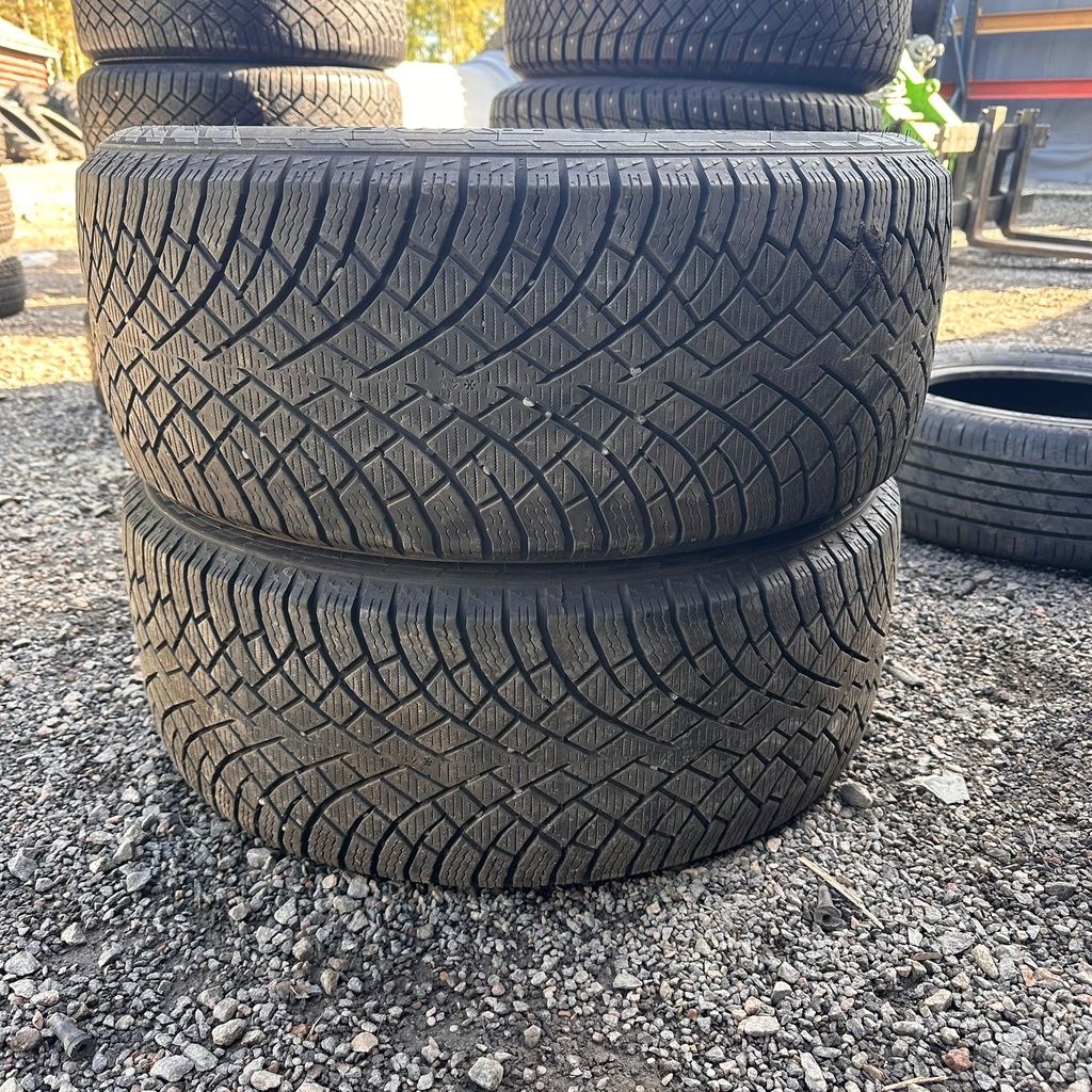 255/50R19 107R XL Nokian Hakkapeliitta R5 SUV Käytetty kitkarengas 6,5mm DOT-23