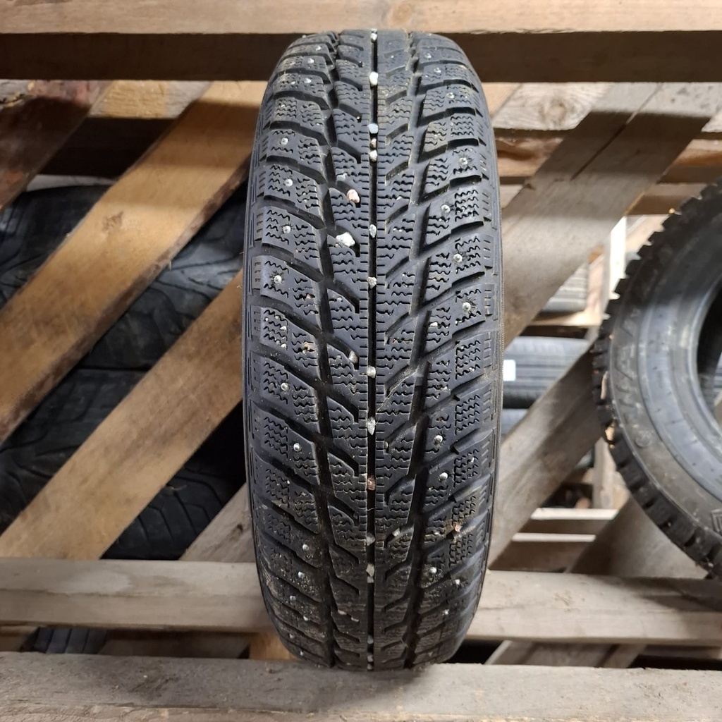 175/70R13 82T Kuhmo PowerGrip 749P Käytetty nastarengas 6mm DOT-07