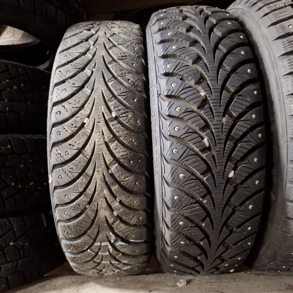 155/65R14 75T Goodyear Ulrtagrip Extreme Käytetty nastarengas 6-8mm DOT-08 ja -11