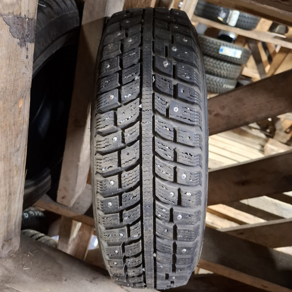 165/70R14 81T Bridgestone Noranza Käytetty nastarengas 8mm DOT-08