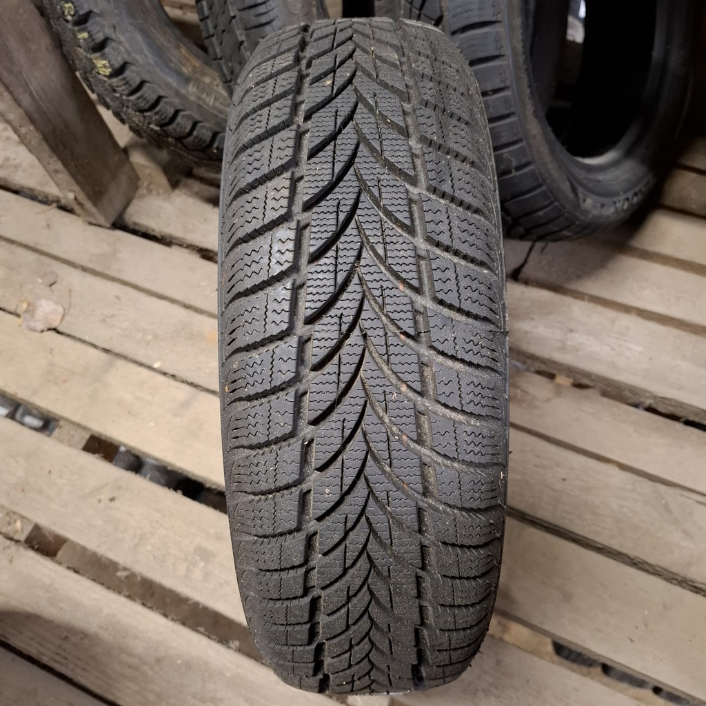 165/60R14 79T Maxxis Presa Snow Käytetty kitkarengas 8,5mm DOT-10