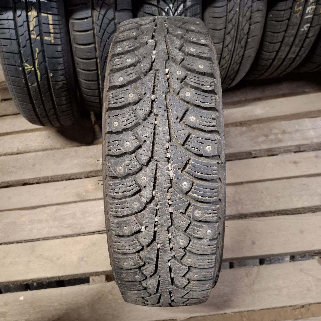 165/65R14 79T Nokian Nordman 5 Käytetty nastarengas 8,5mm DOT-15