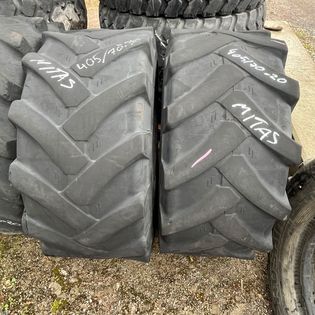 405/70-20 (16/70-20) 14PR MITAS MPT-01 Käytetty työkoneen rengas 5mm DOT-04