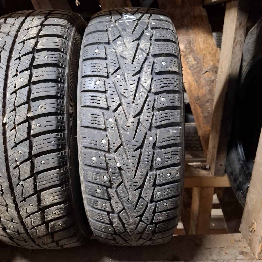 185/65R14 90T XL Nokian Hakkapeliitta 7 Käytetty nastarengas 5,5mm DOT-11