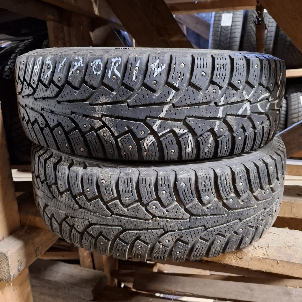 185/70R14 92T XL Nokian Hakkapeliitta 5 Käytetty nastarengas 5-6mm DOT-07