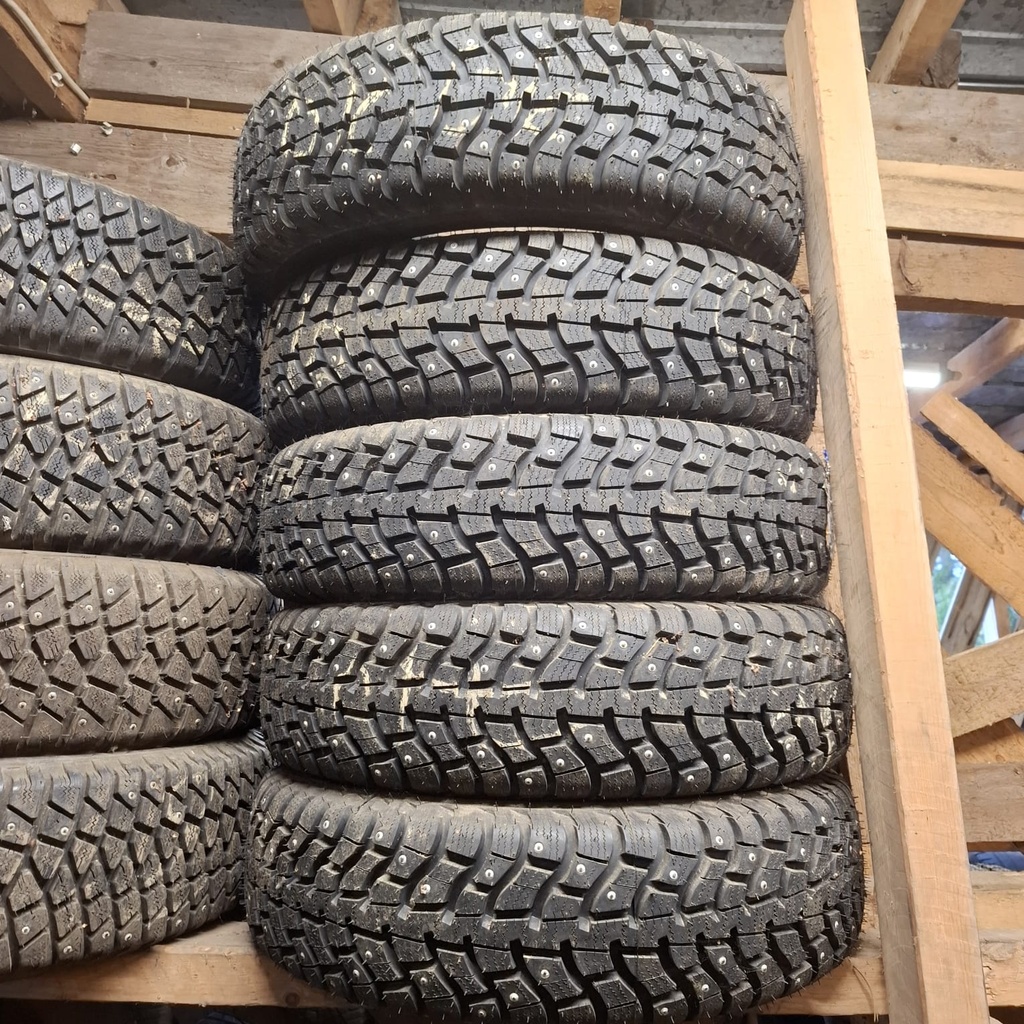 185/70R14 88T Magaroni Meteo Grip Käytetty nastarengas Ajamaton DOT-02