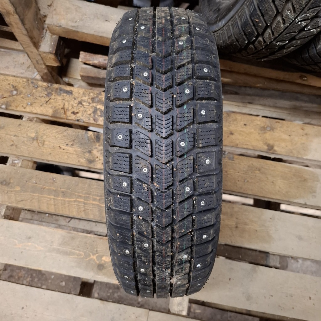 185/70R14 88T Dayton DW700 Käytetty nastarengas Ajamaton DOT-05