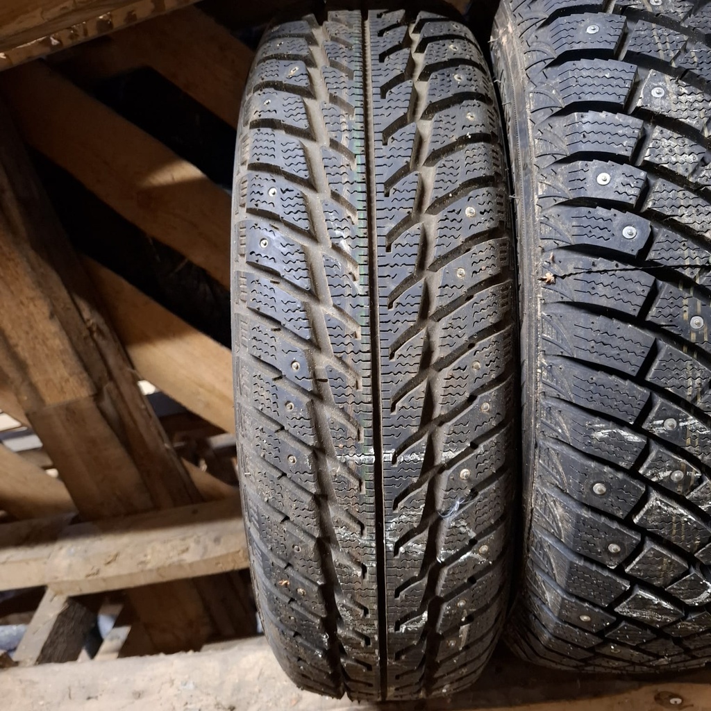 185/70R14 88T Kuhmo Power Grip 749P Käytetty nastarengas Ajamaton DOT-99