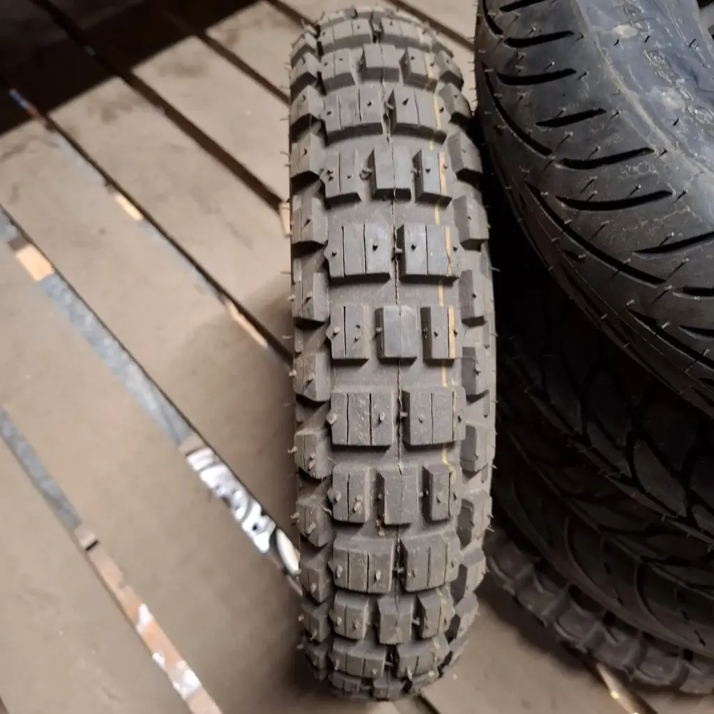 4,00-10 4PR Duro Nylon Käytetty MP-Rengas Ajamaton DOT-17