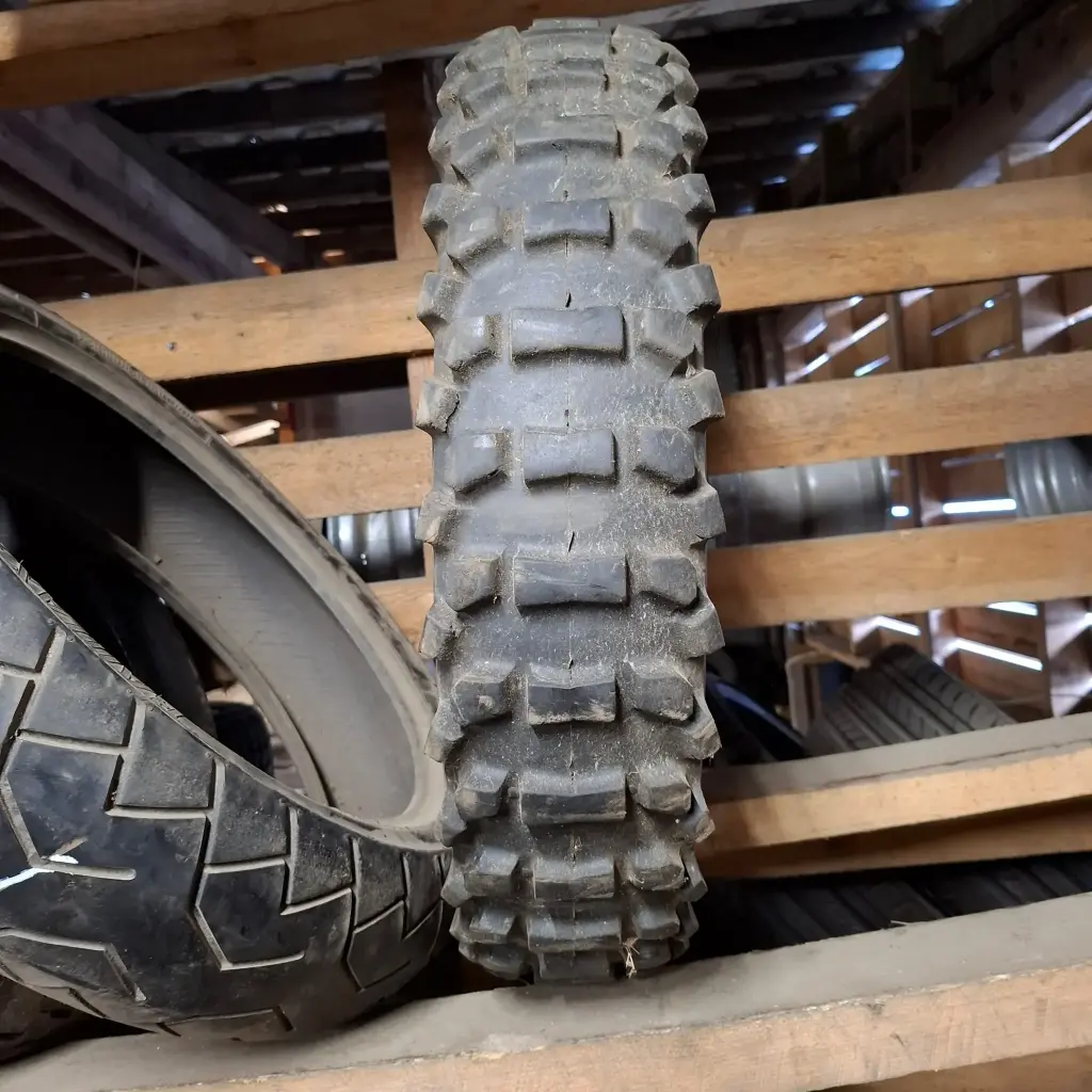140/80-18 70R Pirelli Enduro FIM Käytetty MP-Rengas DOT-00