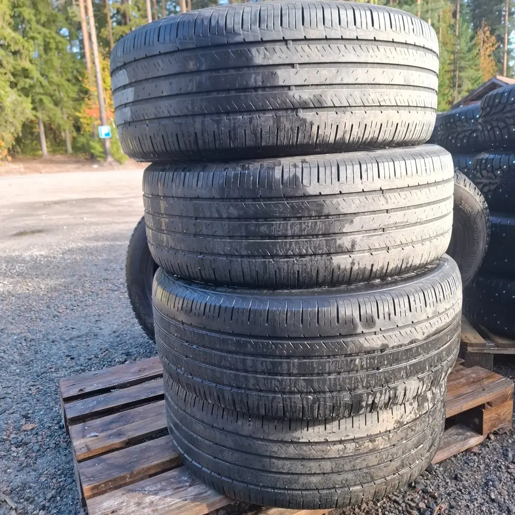 235/55R18 100V Hankook Dynapro HP2 Käytetty kesärengas 3-4mm DOT-19