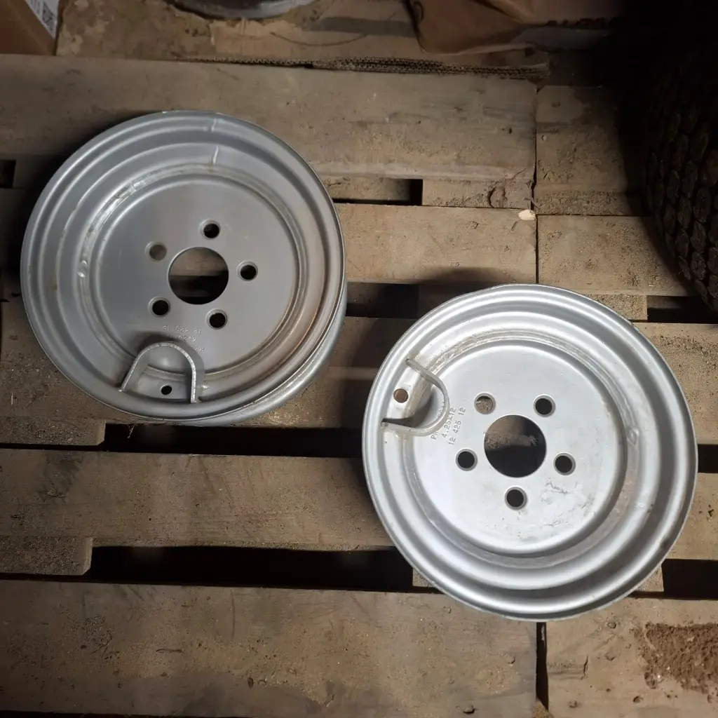 Uusi PRONAR Työkoneen vanne 5x112 ET0 KR67 4,25x12" 