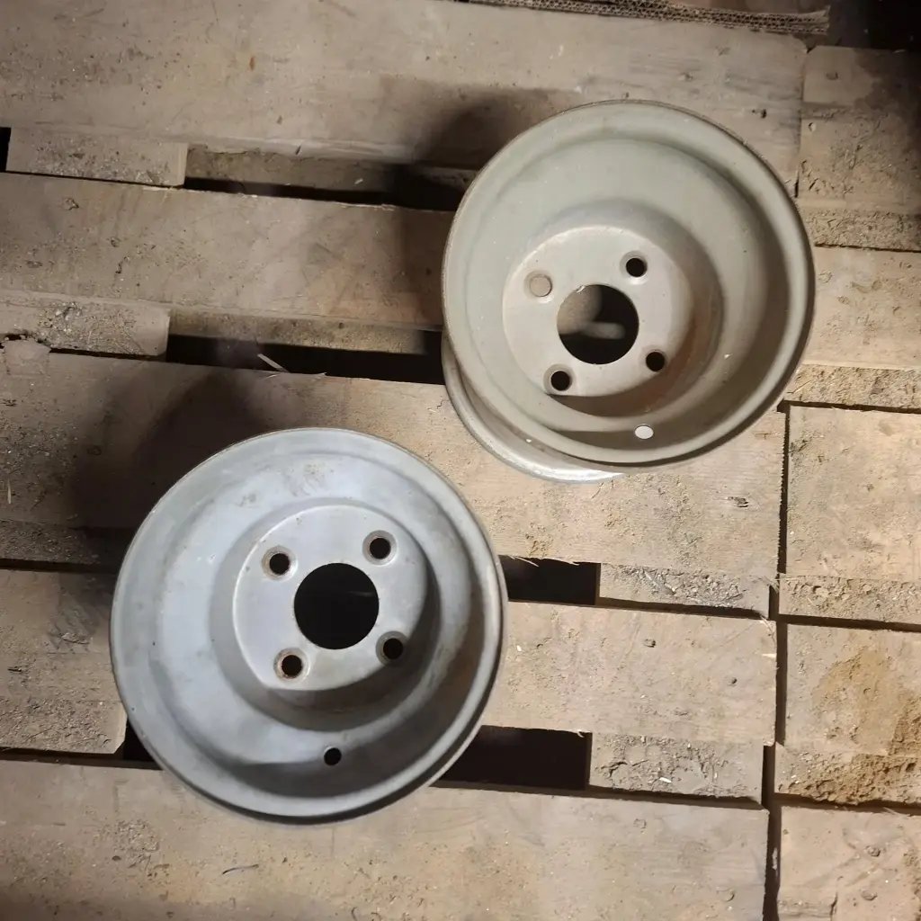 Käytetty Työkoneen vanne 4x100 ET-7 KR60 7x8"