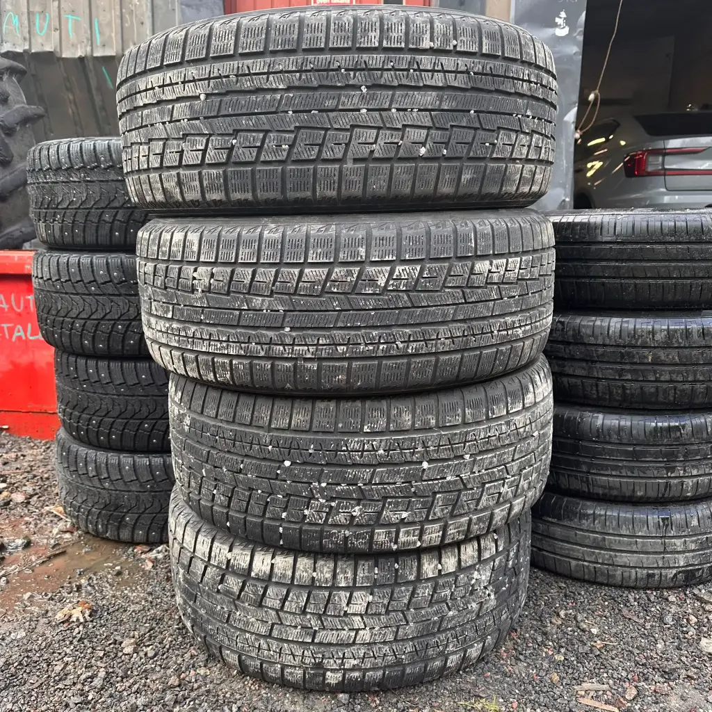 235/50R19 103Q IG60 Yokohama IceGuard IG60 Käytetty kitkarengas 4,5-7mm DOT-19