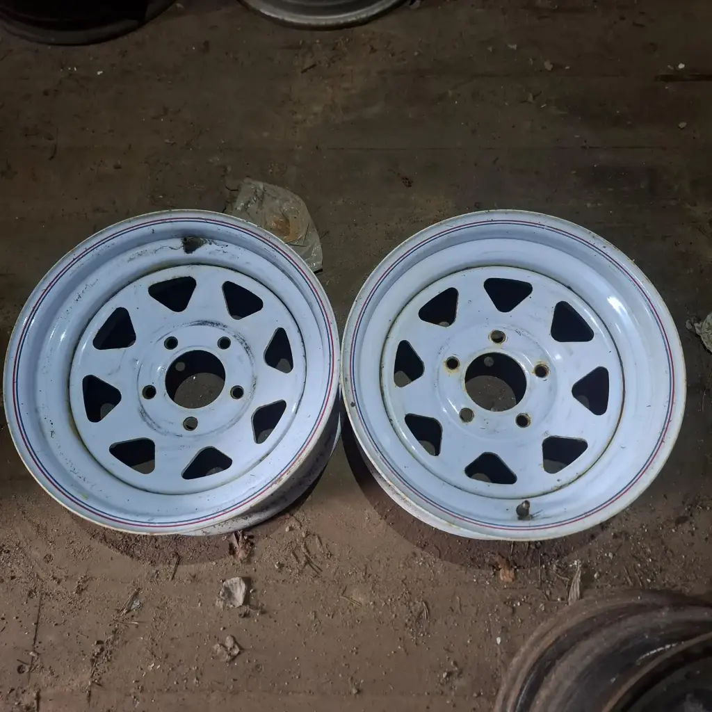 Käytetty Peltivanne 5x127 ET-5 KR83 7x15"