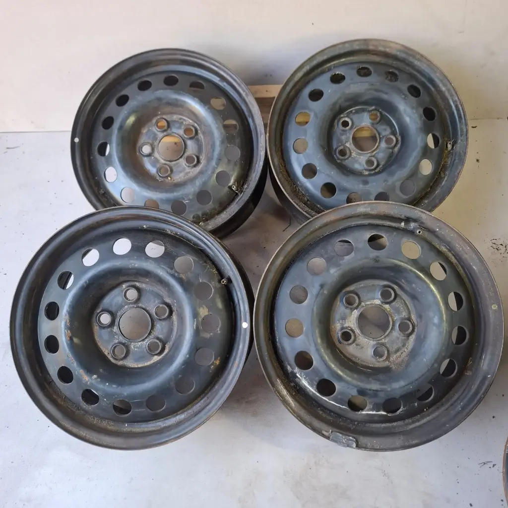 Käytetty Peltivanne 5x112 ET53 KR67,1 6x16"