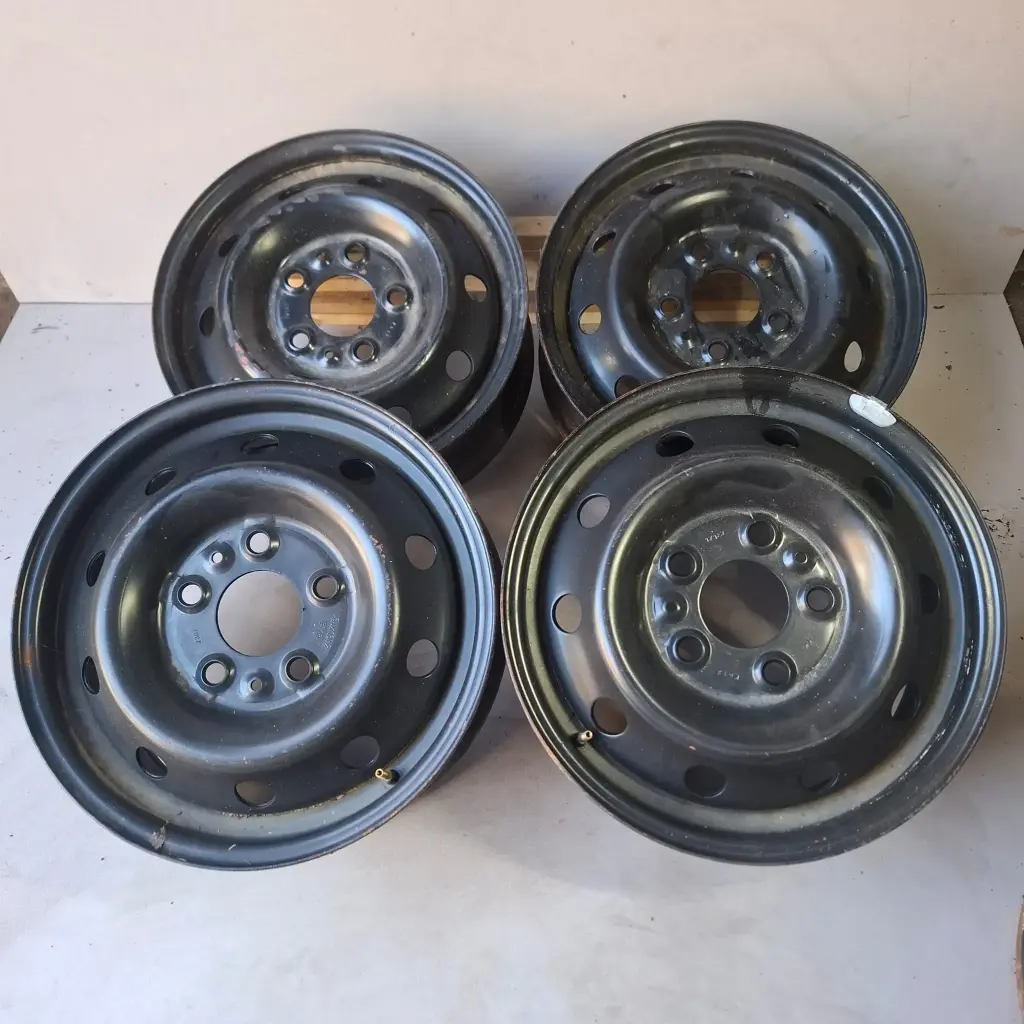 Käytetty Peltivanne 5x130 ET68 KR74,1 6x16"