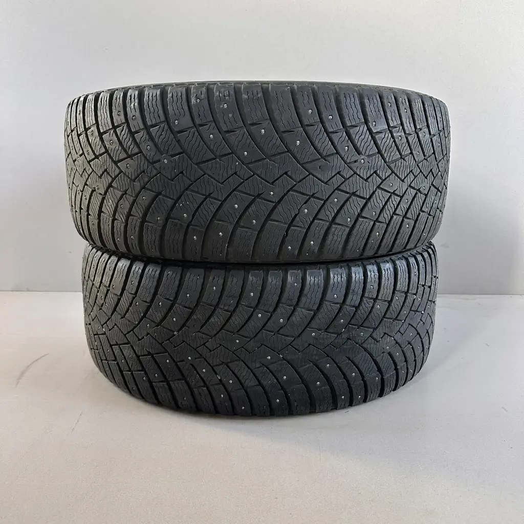 255/50R20 109H Pirelli Scorpion TM Käytetty nastarengas 6mm DOT-22