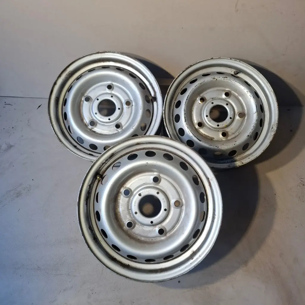 Käytetty Peltivanne 5x160 ET60 KR65,1 6,5x15"
