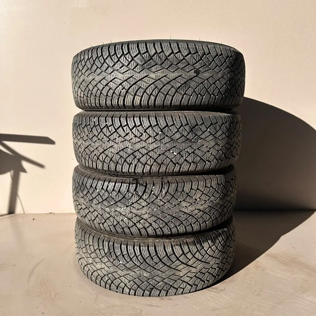175/65R15 88R XL Nokian Hakkapeliitta R5 Käytetty kitkarengas 6-7,5mm DOT-22 ja -23