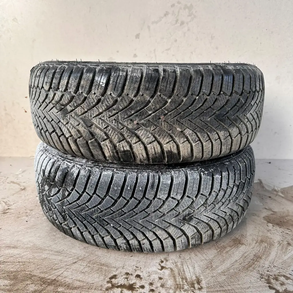 215/65R15 96H Sailun Ice Blazer Alpine+ Käytetty kitkarengas 8mm DOT-26 (ajettu 1000km)